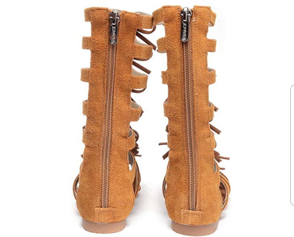 These zipper back gladiator open toe shoes have bows lining in the front. The light suede finish turns these boots into comfy casual or a dressy finish for the perfect outfit. 